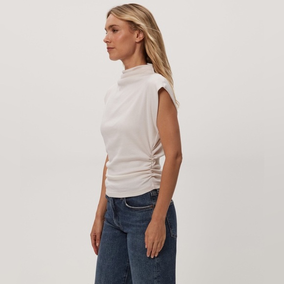 Michael Stars Amara Power Shoulder Tee - Picture 5 of 8